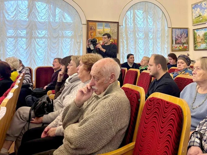 photo_2025-11-15_19-36-00